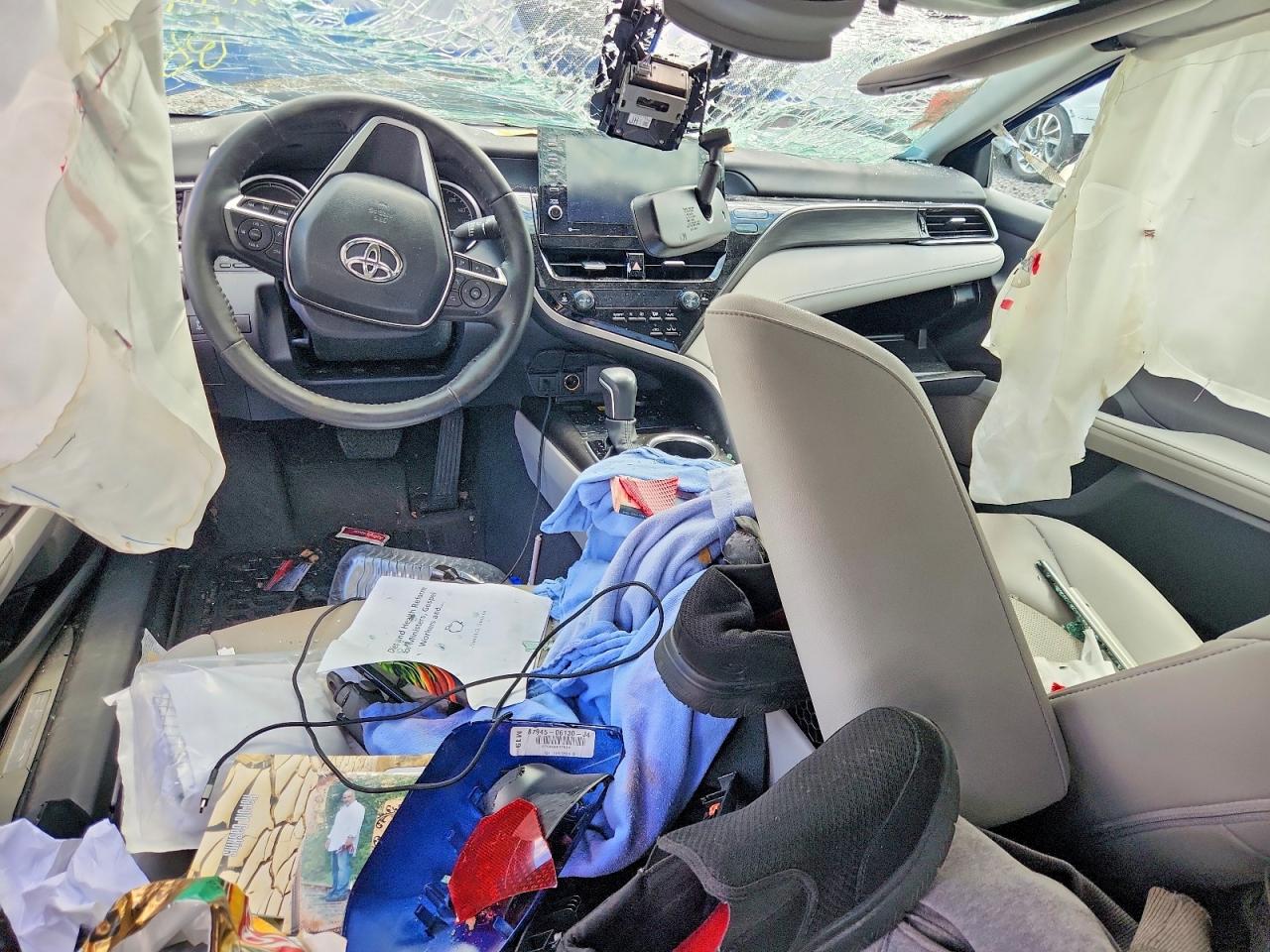 2023 TOYOTA CAMRY