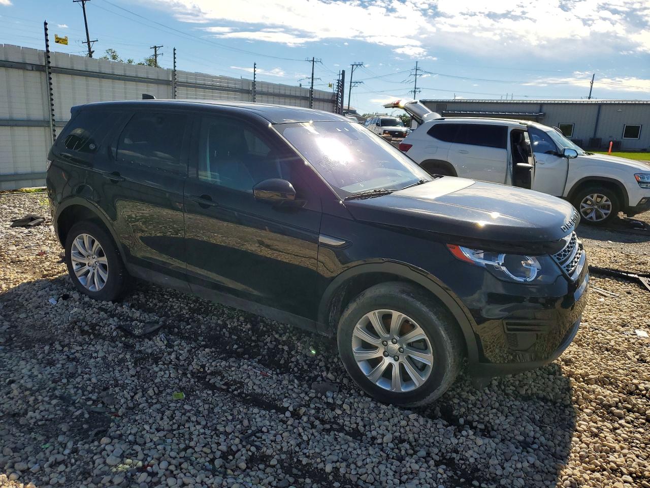 2019 LAND ROVER DISCOVERY