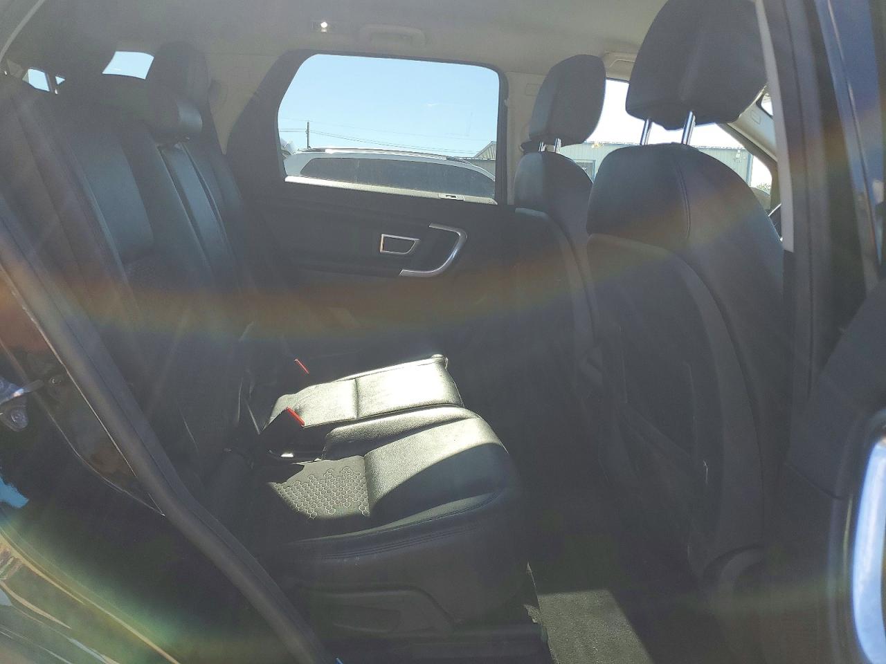 2019 LAND ROVER DISCOVERY