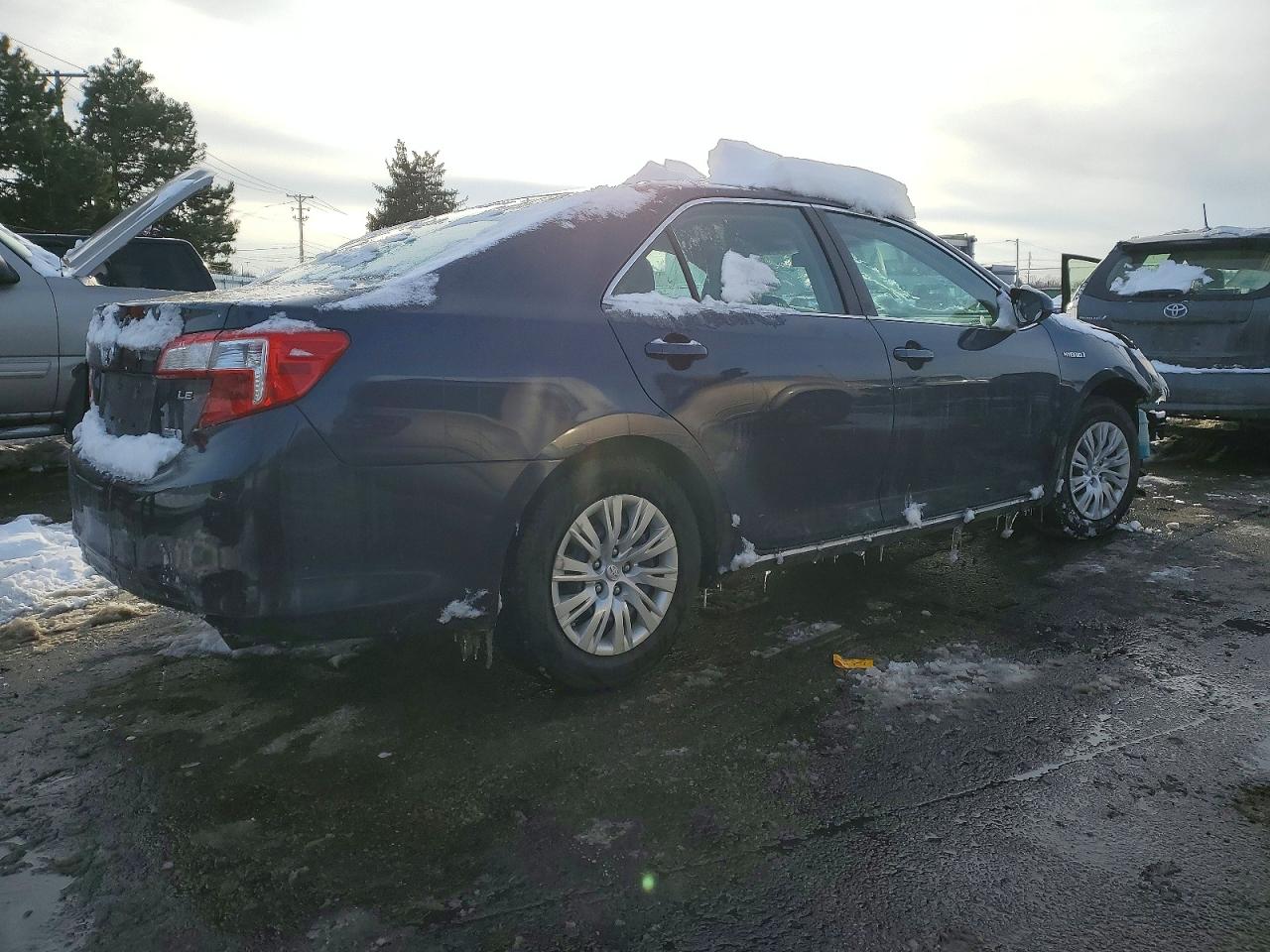 2014 TOYOTA CAMRY SOLA