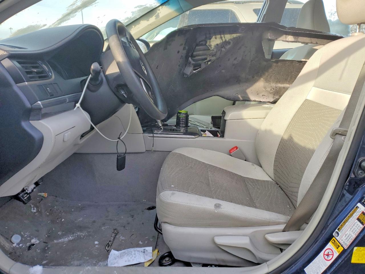 2014 TOYOTA CAMRY SOLA