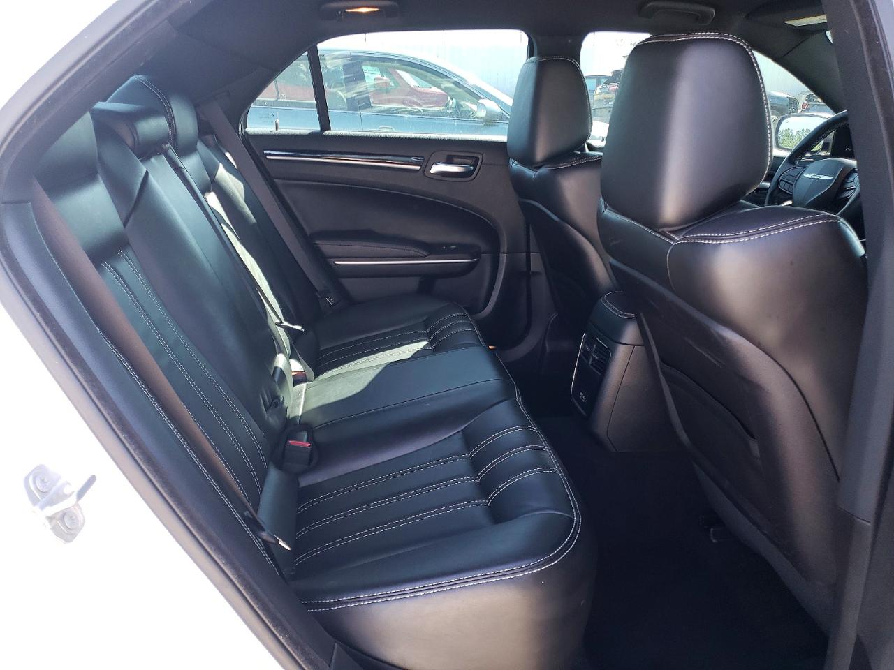 2020 CHRYSLER 300