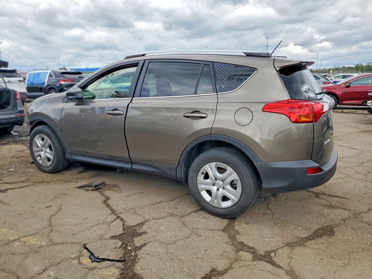 2015 TOYOTA RAV4