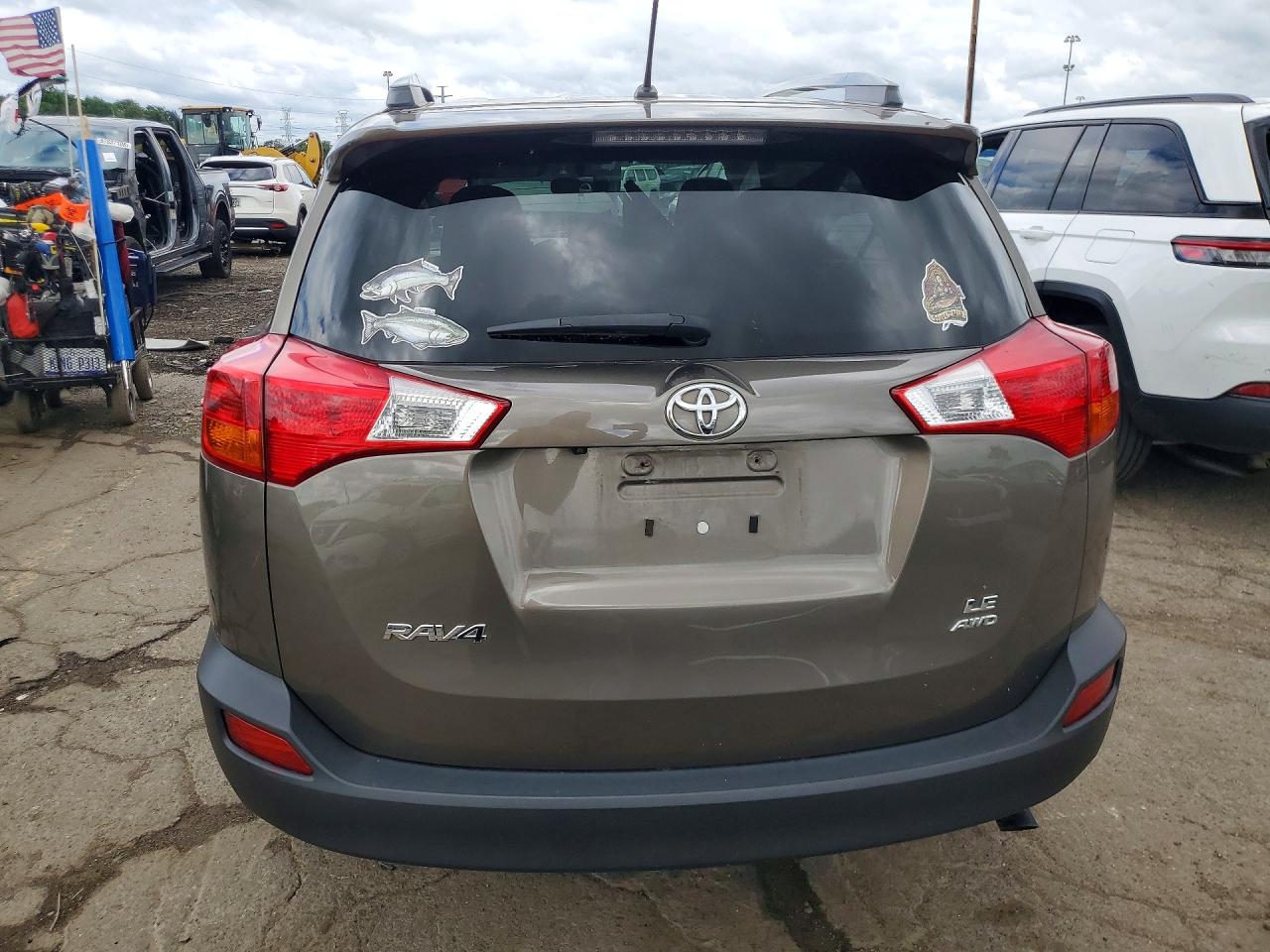 2015 TOYOTA RAV4