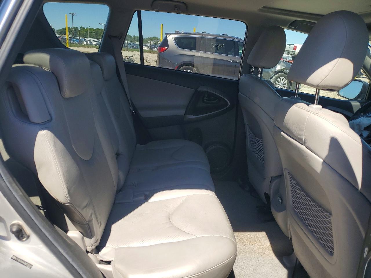 2010 TOYOTA RAV4
