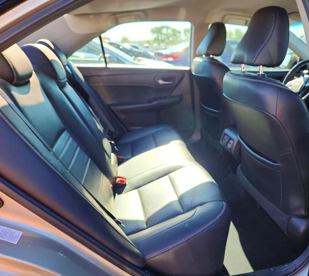 2017 TOYOTA CAMRY
