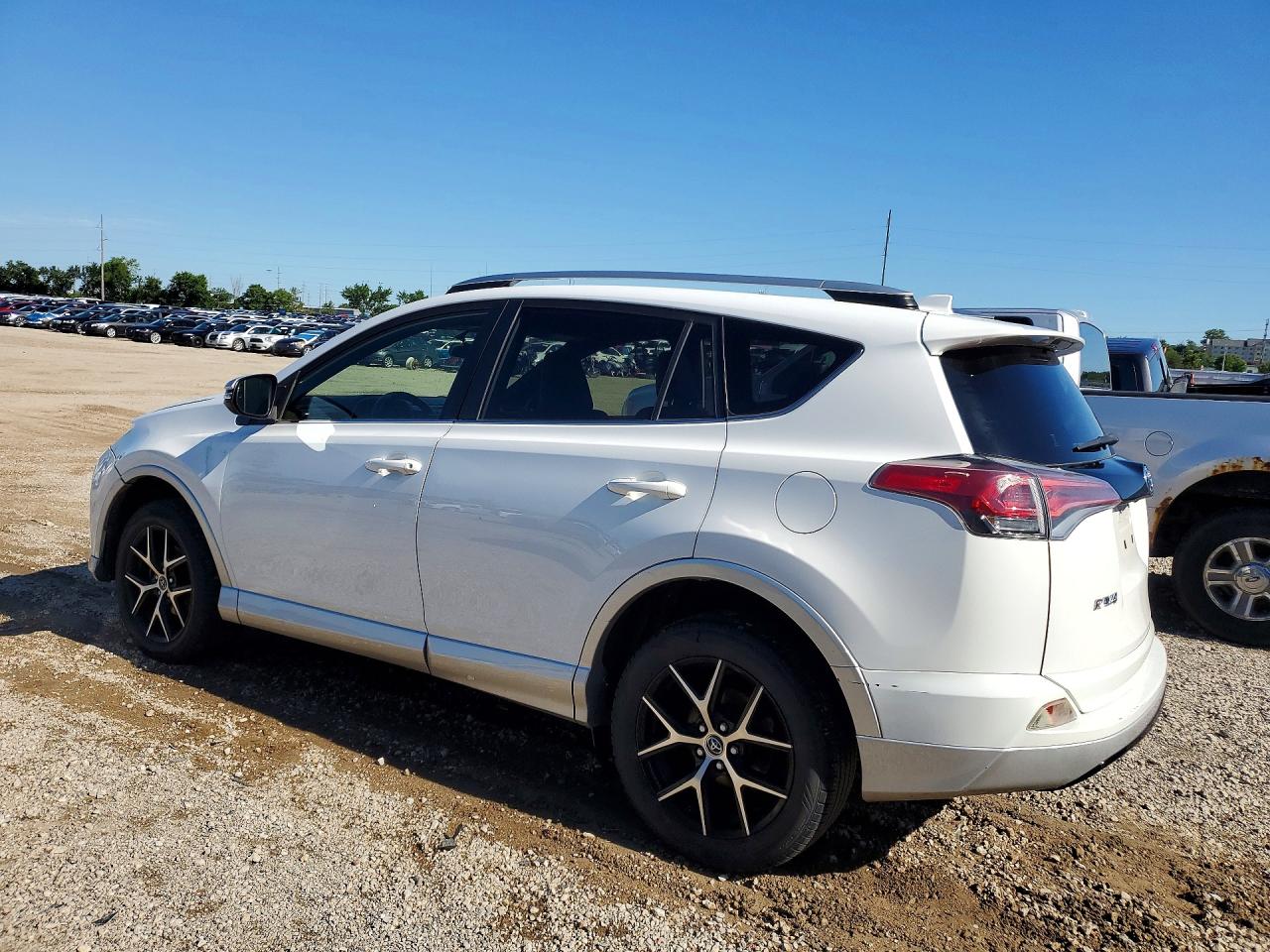 2016 TOYOTA RAV4