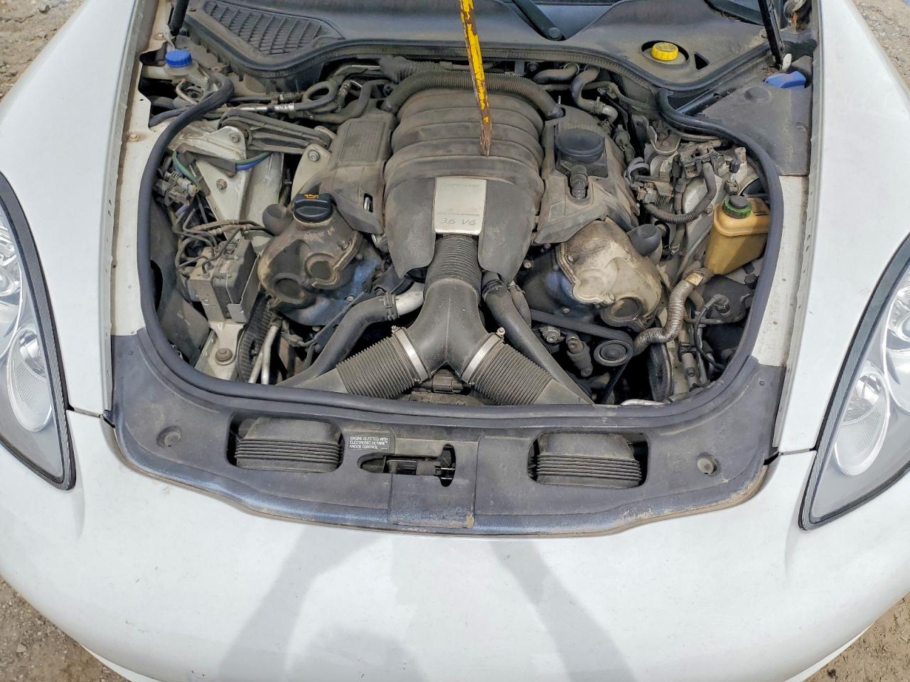2013 PORSCHE PANAMERA