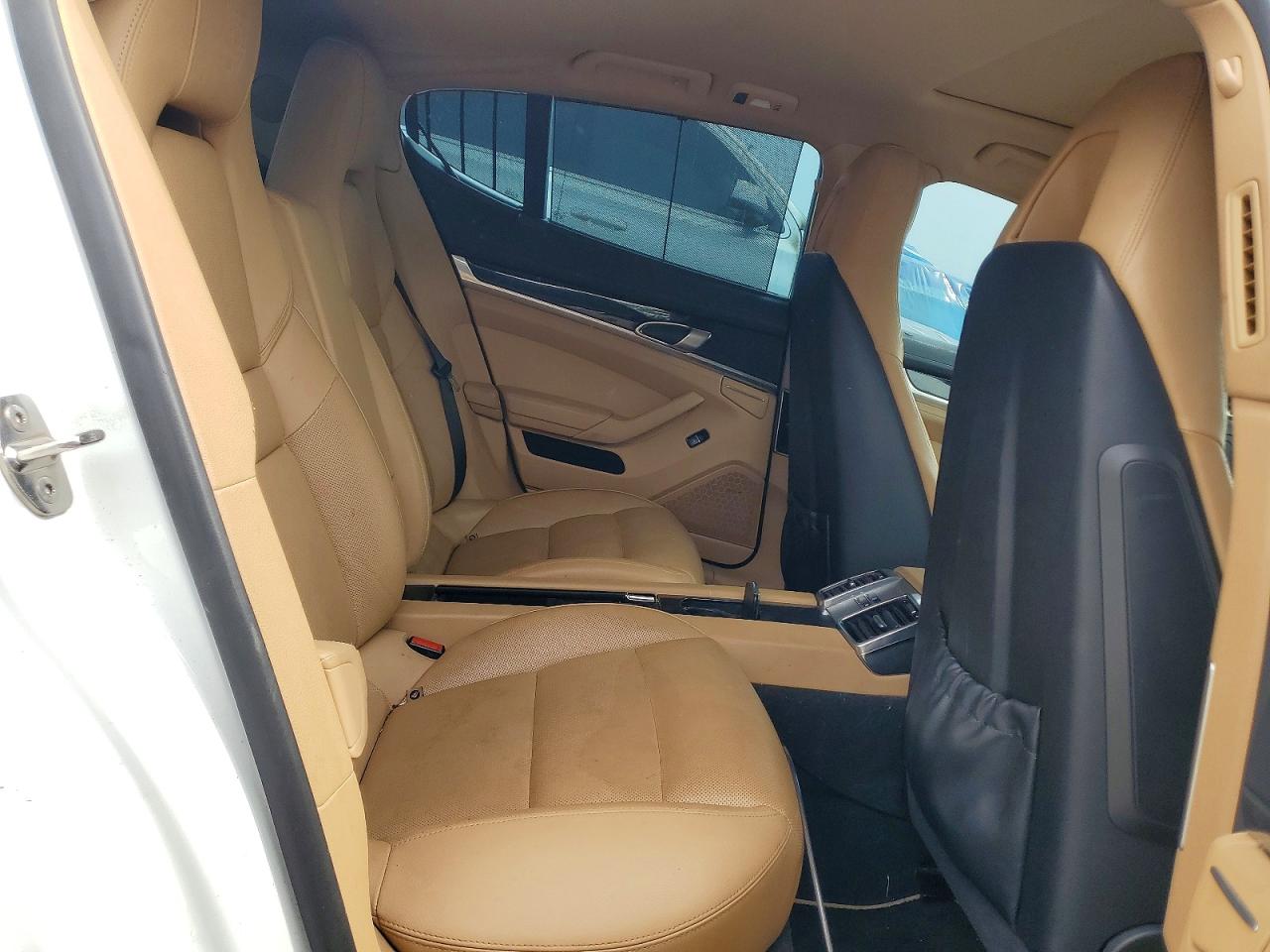 2013 PORSCHE PANAMERA