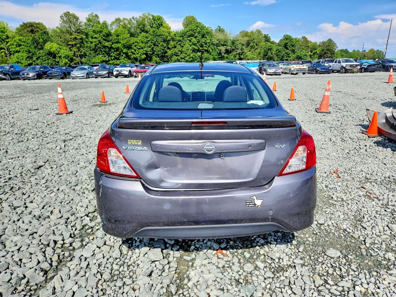 2018 NISSAN VERSA