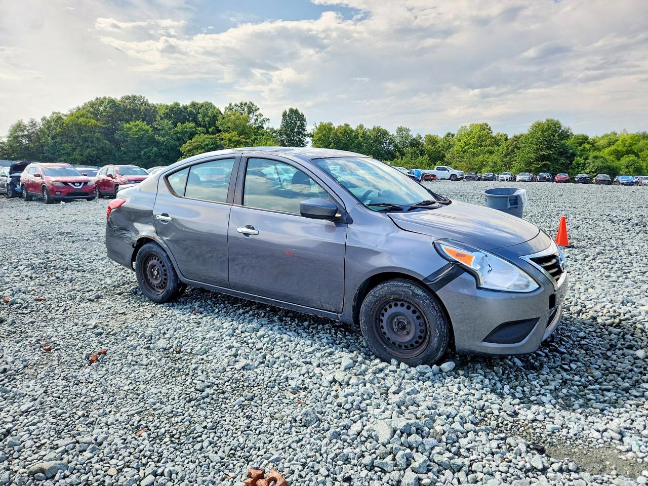 2018 NISSAN VERSA