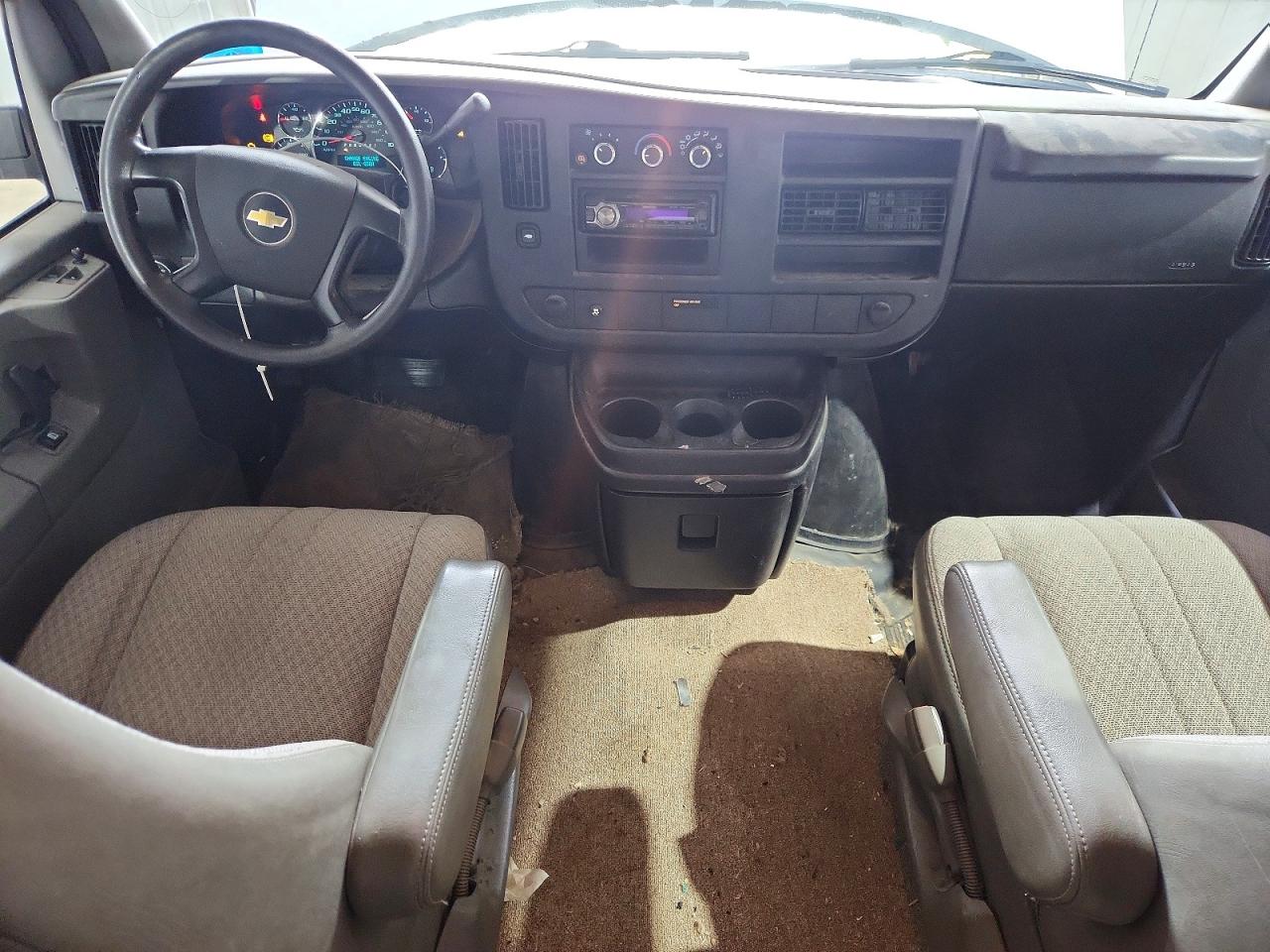 2011 CHEVROLET EXPRESS