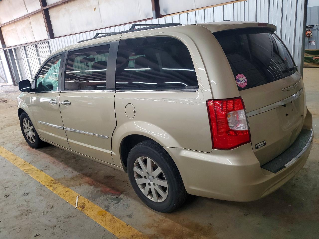 2011 CHRYSLER MINIVAN