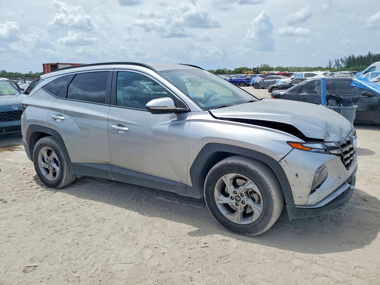 2023 HYUNDAI TUCSON