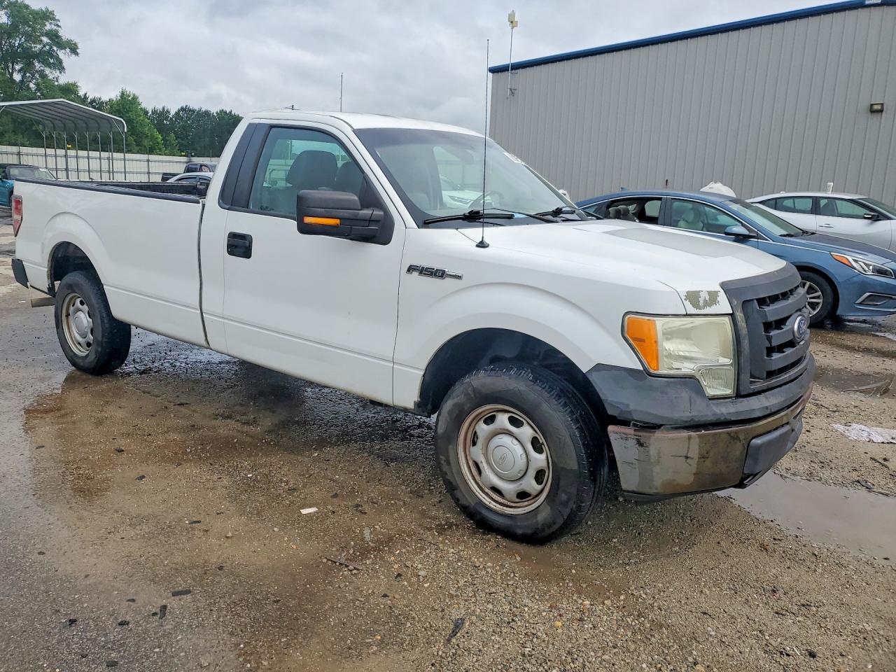 2011 FORD F150