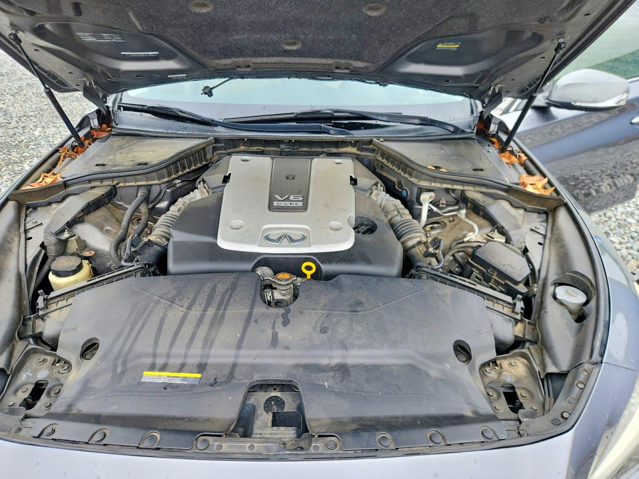 2015 INFINITI Q50