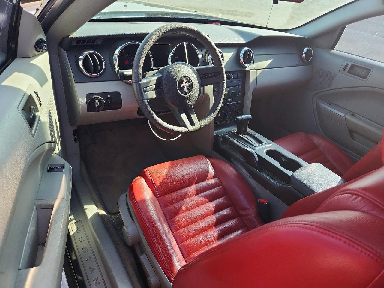 2005 FORD MUSTANG