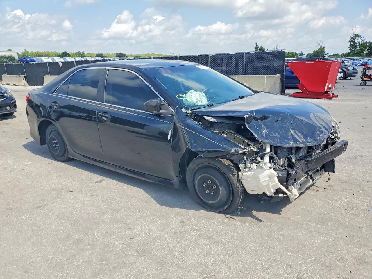 2013 TOYOTA CAMRY