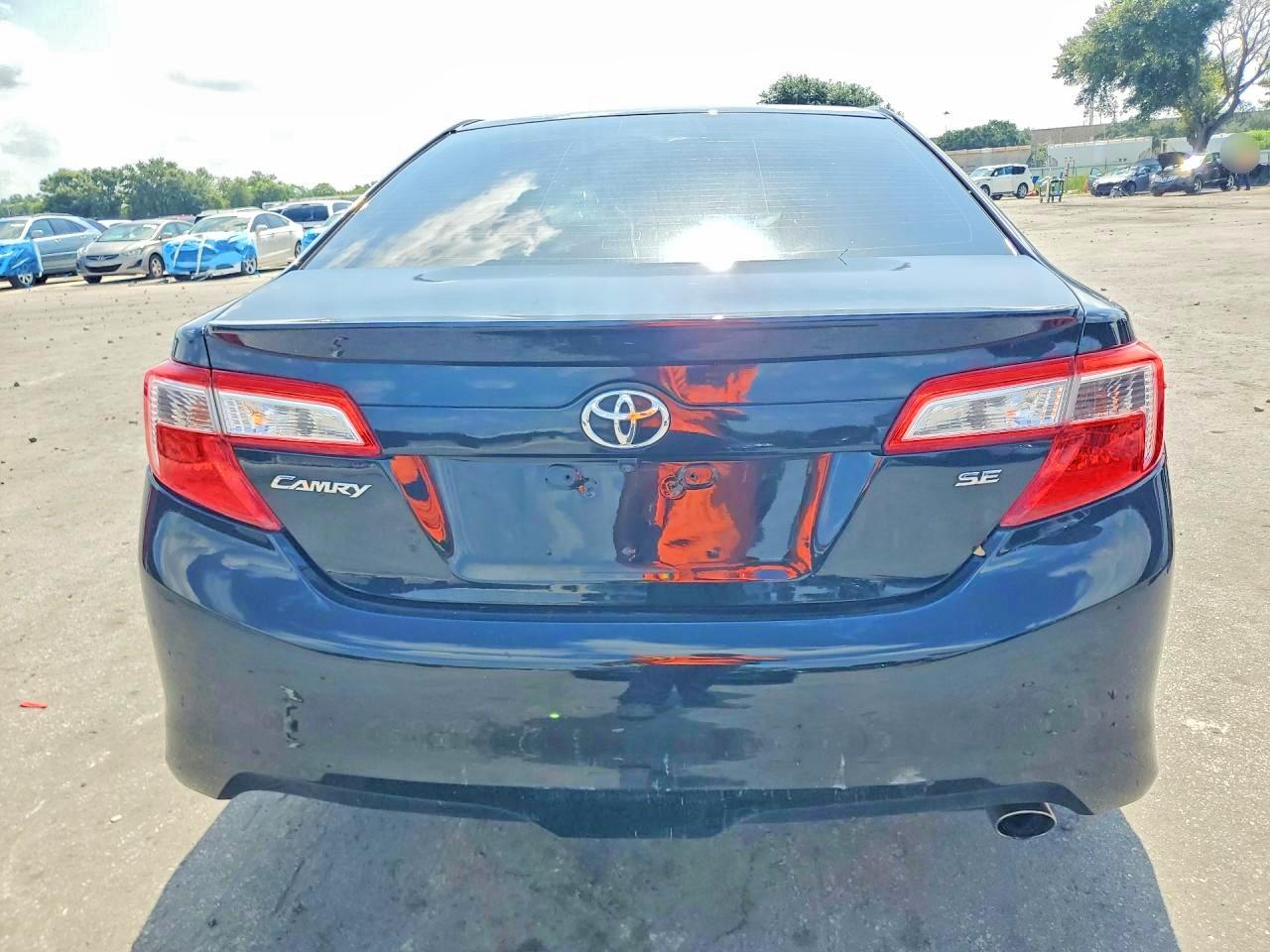 2013 TOYOTA CAMRY