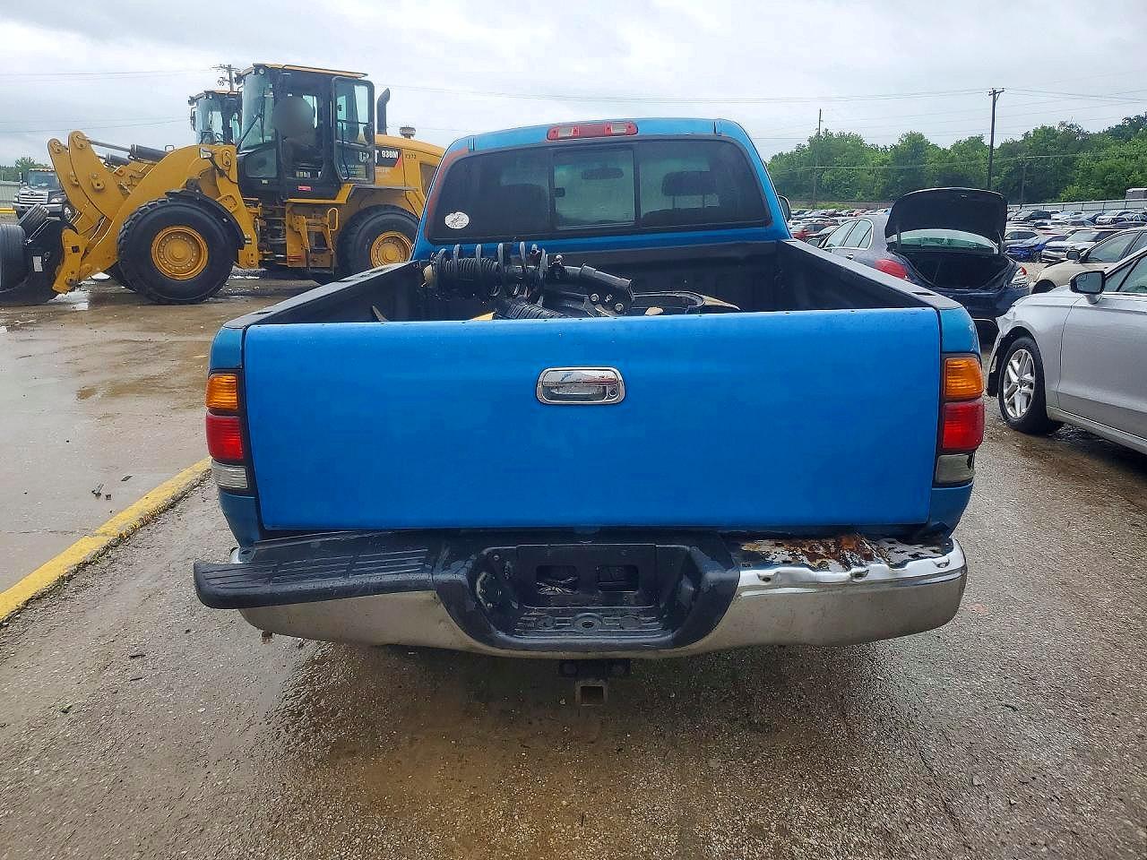 2000 TOYOTA TUNDRA