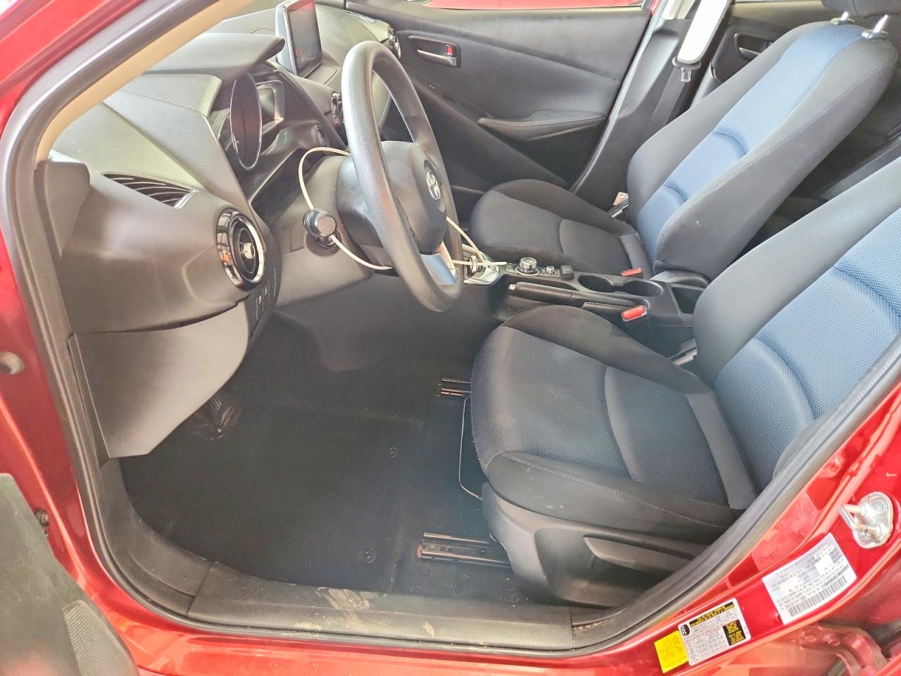 2017 TOYOTA YARIS