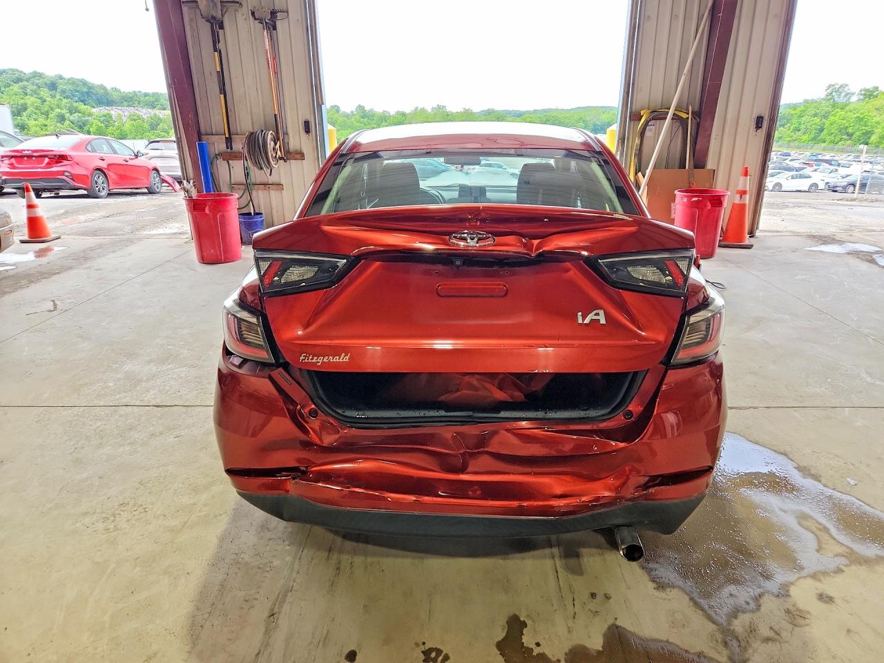 2017 TOYOTA YARIS