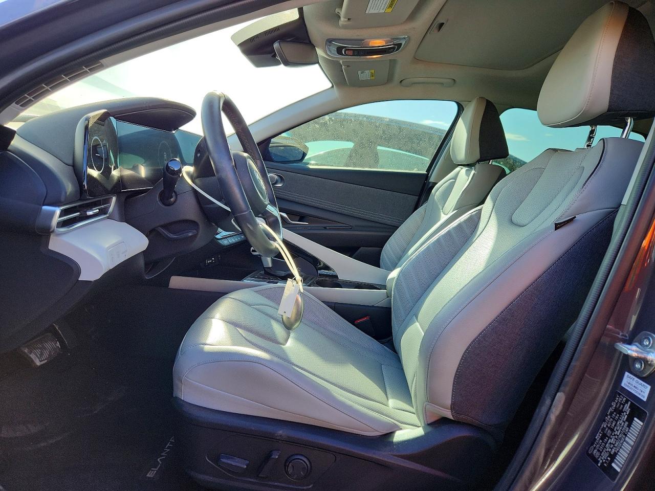 2024 HYUNDAI ELANTRA