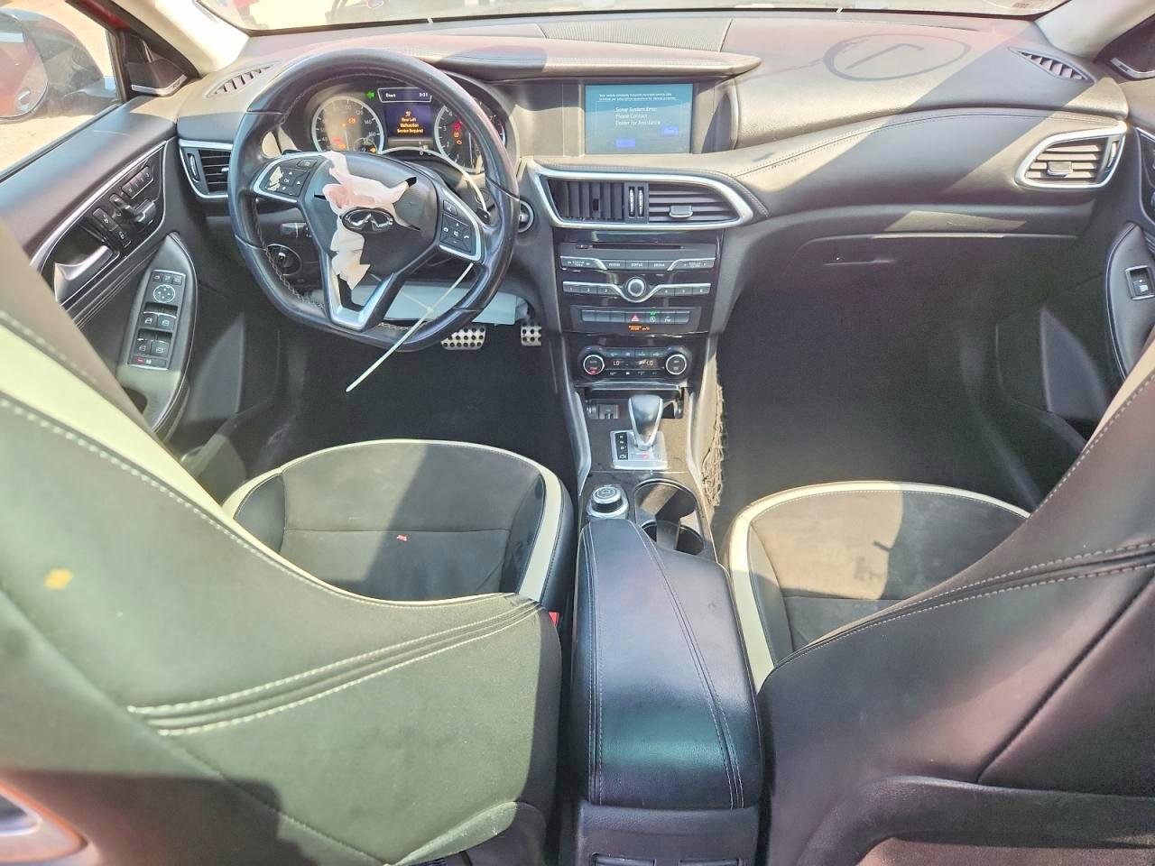 2018 INFINITI QX30