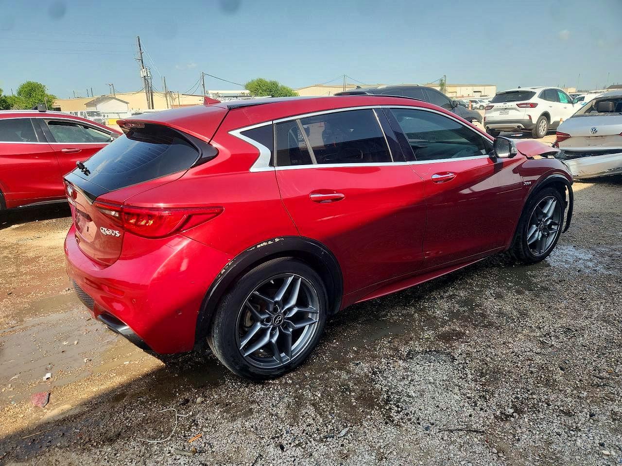 2018 INFINITI QX30