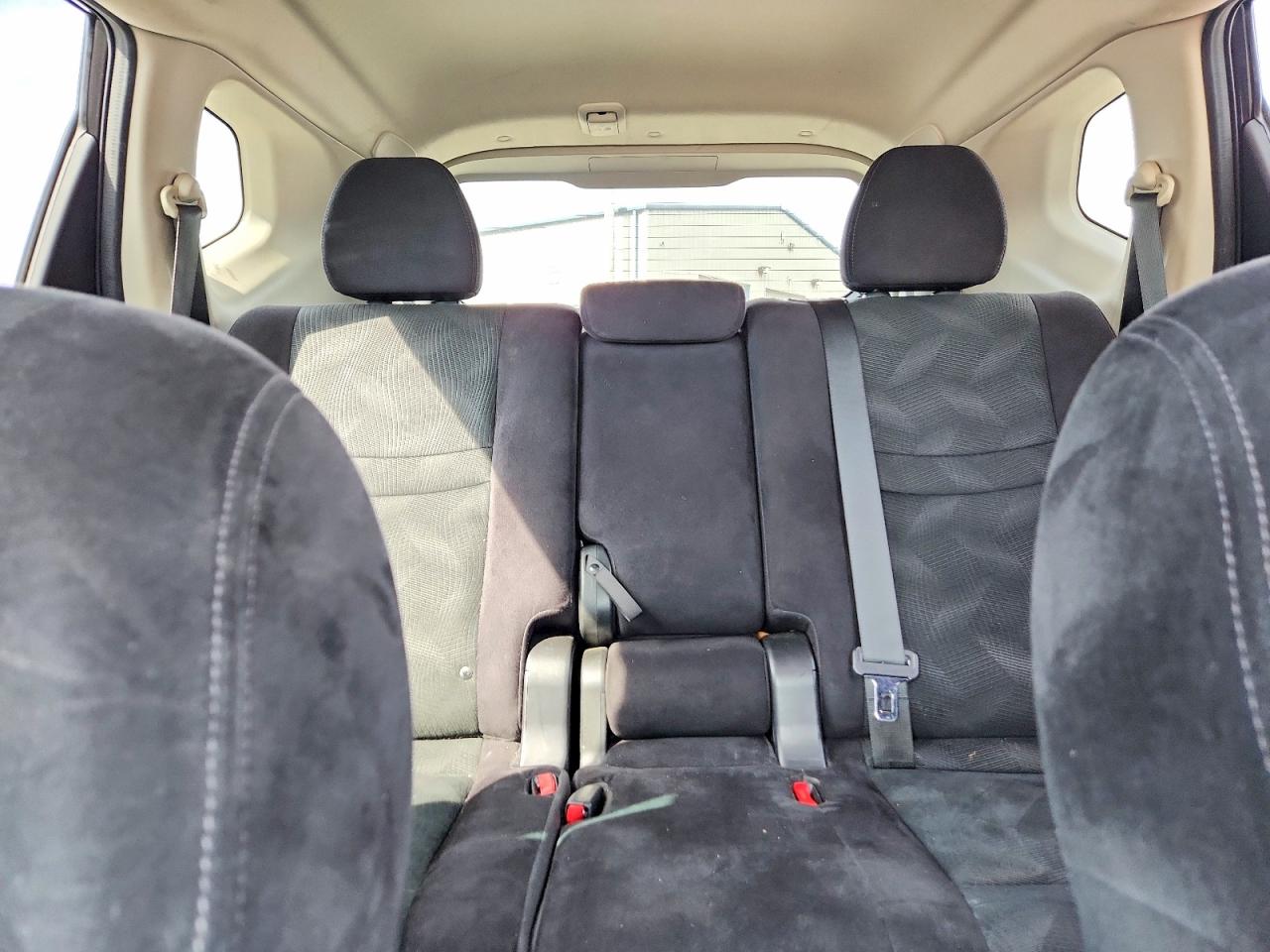 2014 NISSAN ROGUE