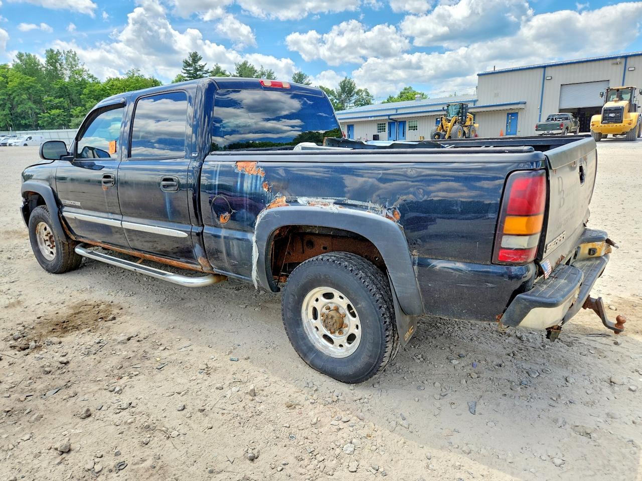 2005 GMC SIERRA