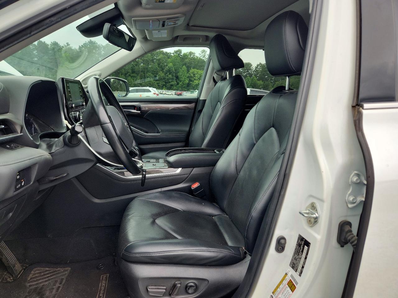 2022 TOYOTA HIGHLANDER