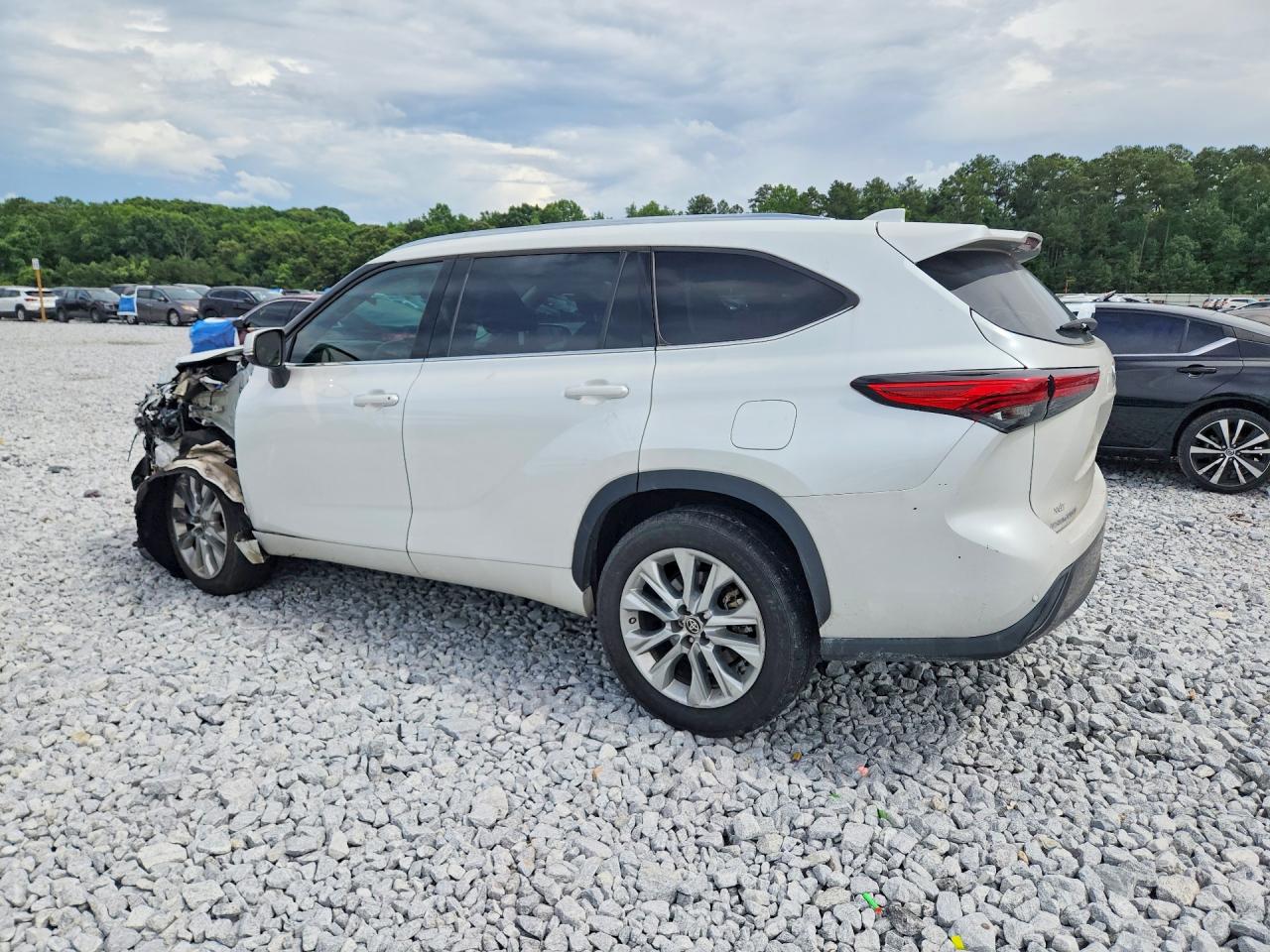 2022 TOYOTA HIGHLANDER