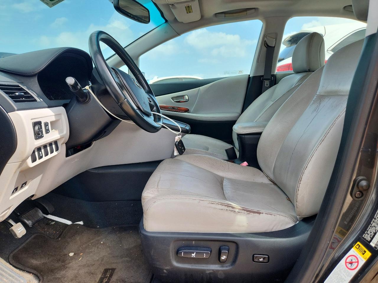2010 LEXUS HS
