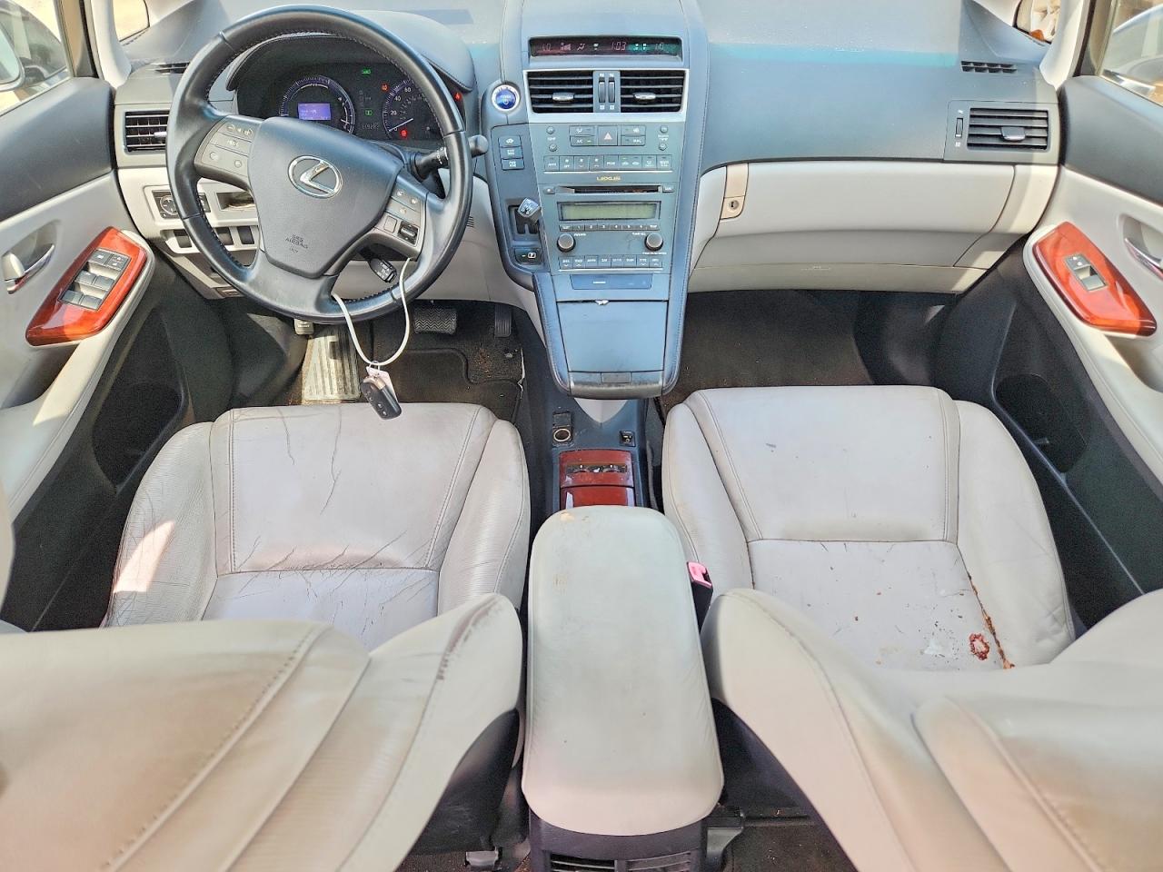 2010 LEXUS HS