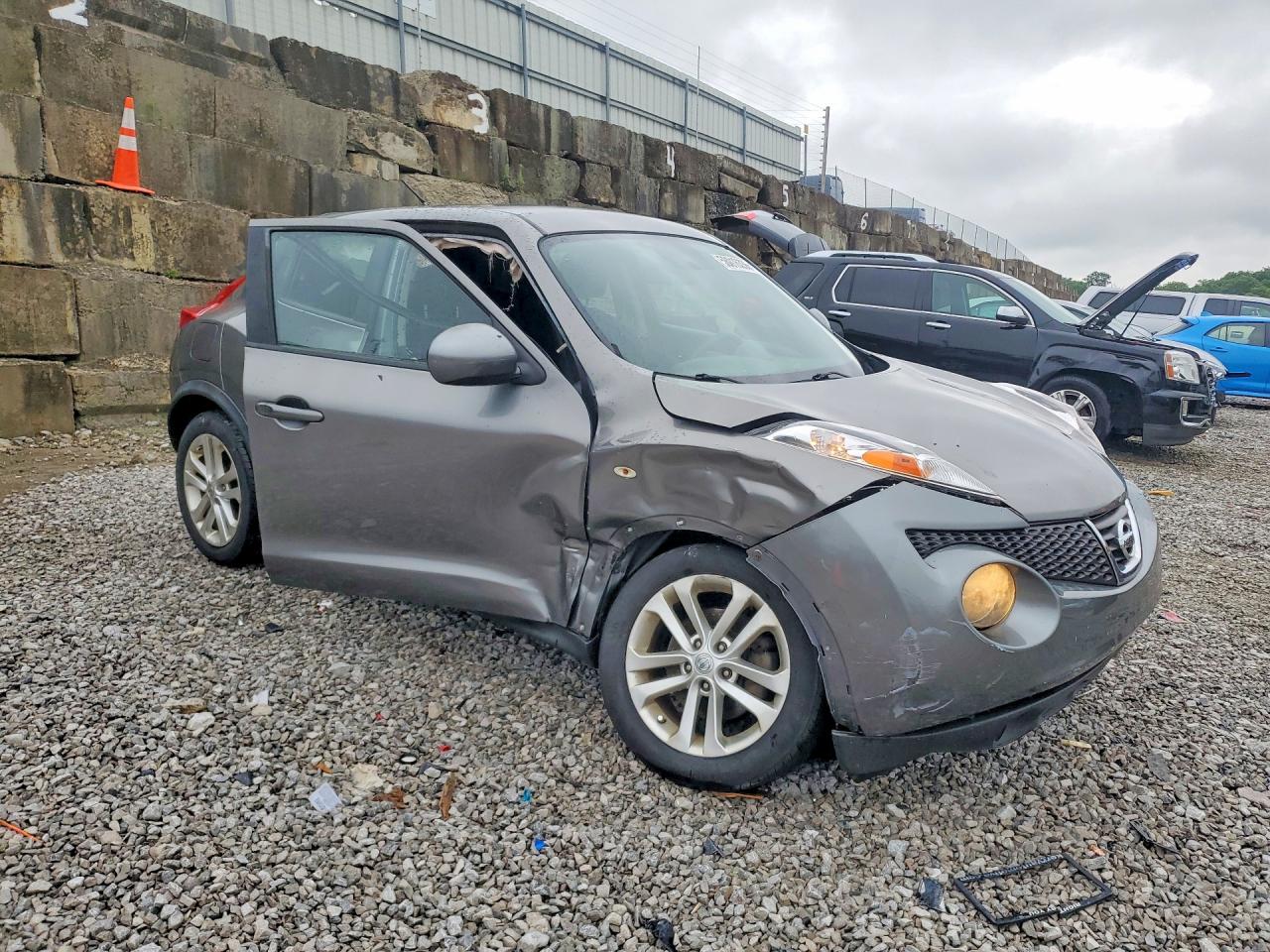 2012 NISSAN JUKE