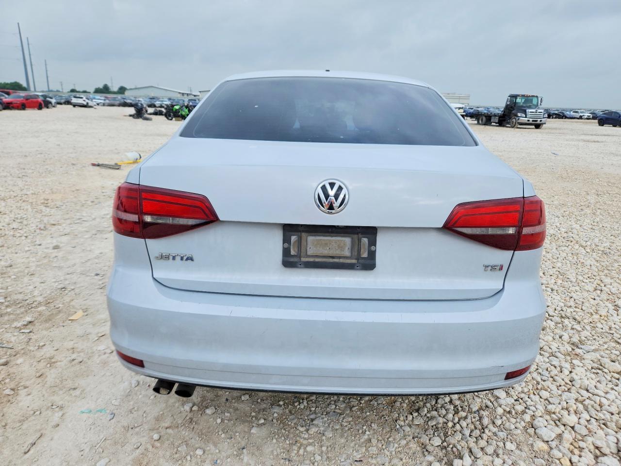 2017 VOLKSWAGEN JETTA