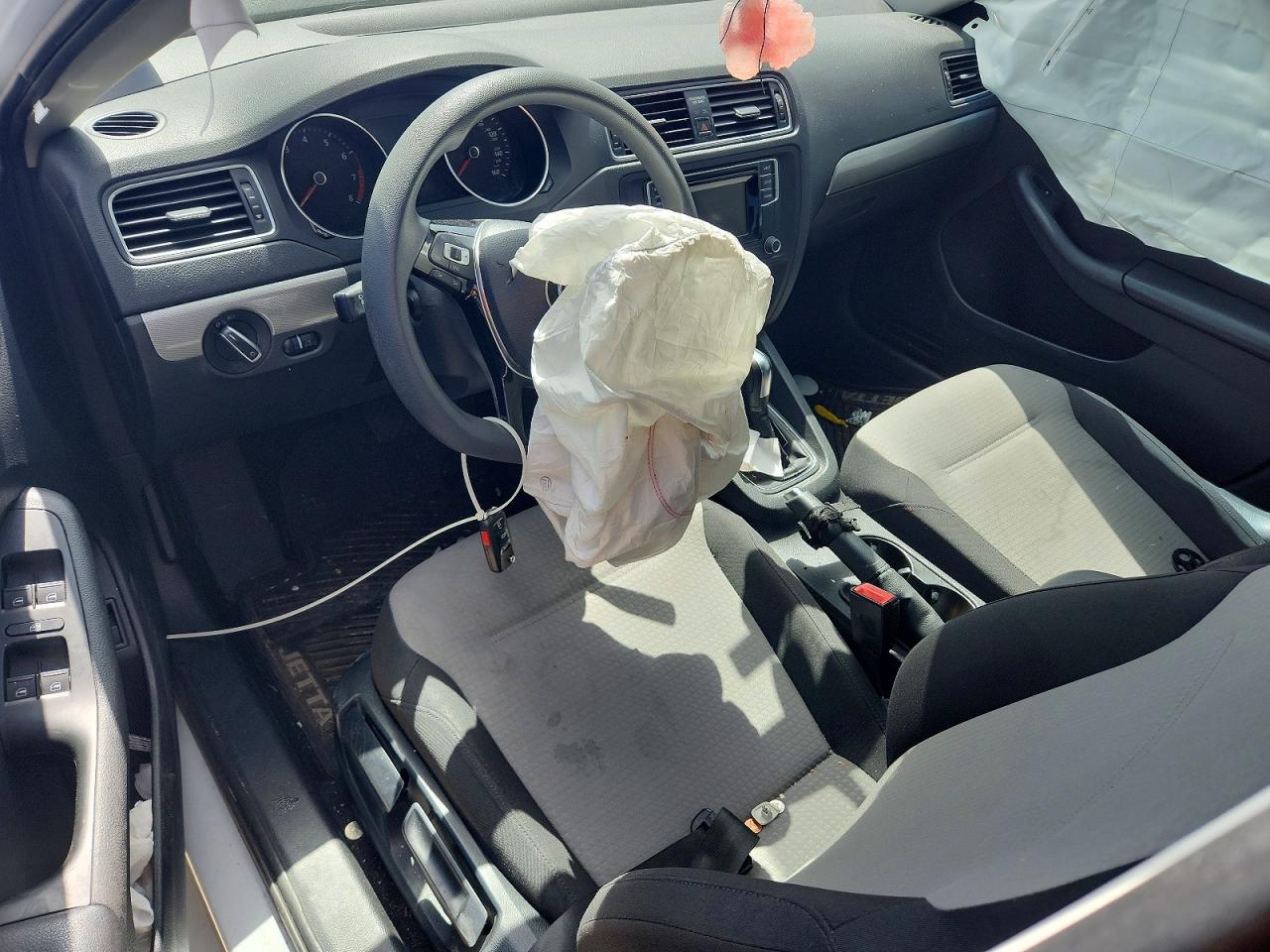2017 VOLKSWAGEN JETTA