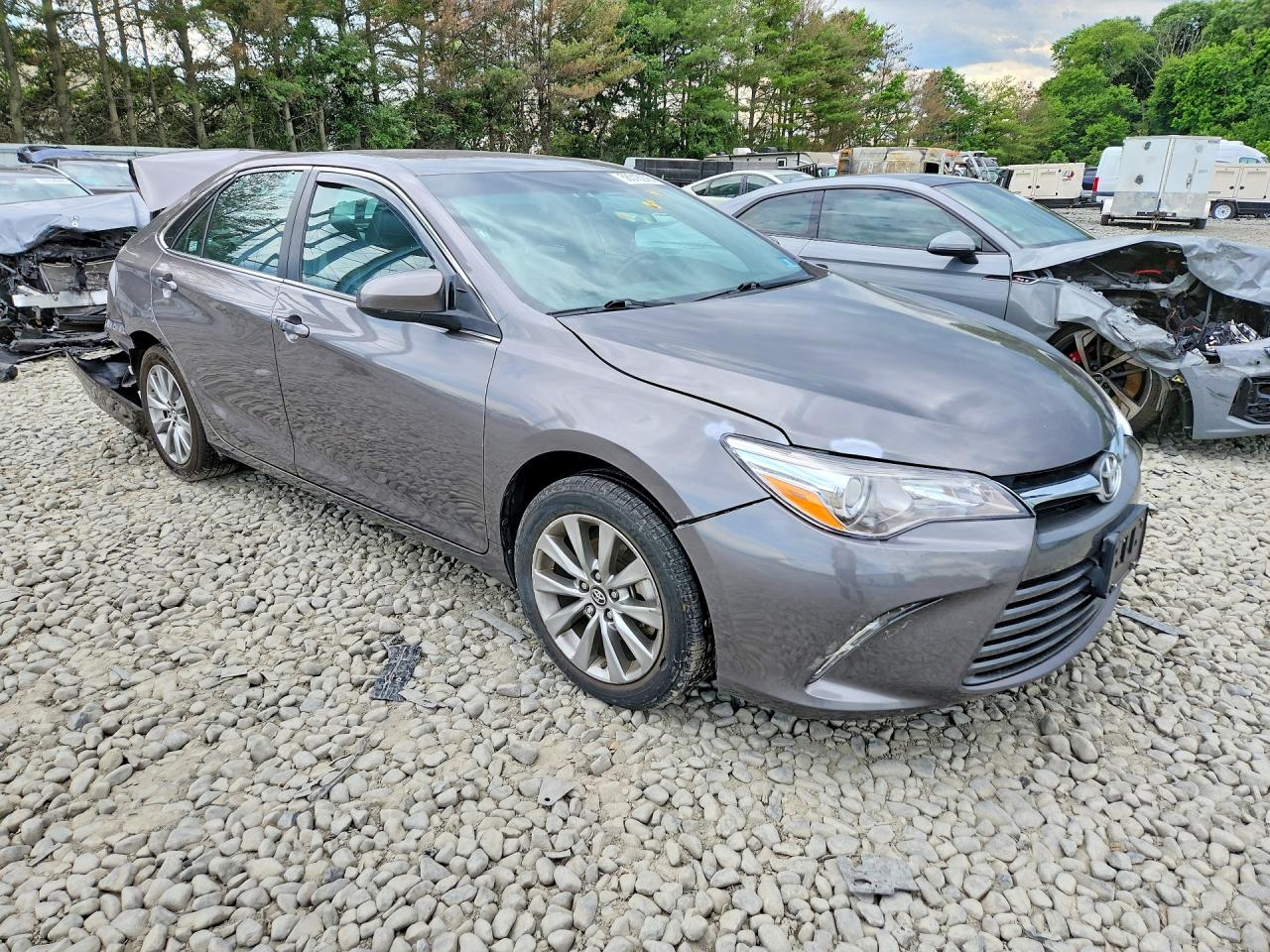 2017 TOYOTA CAMRY
