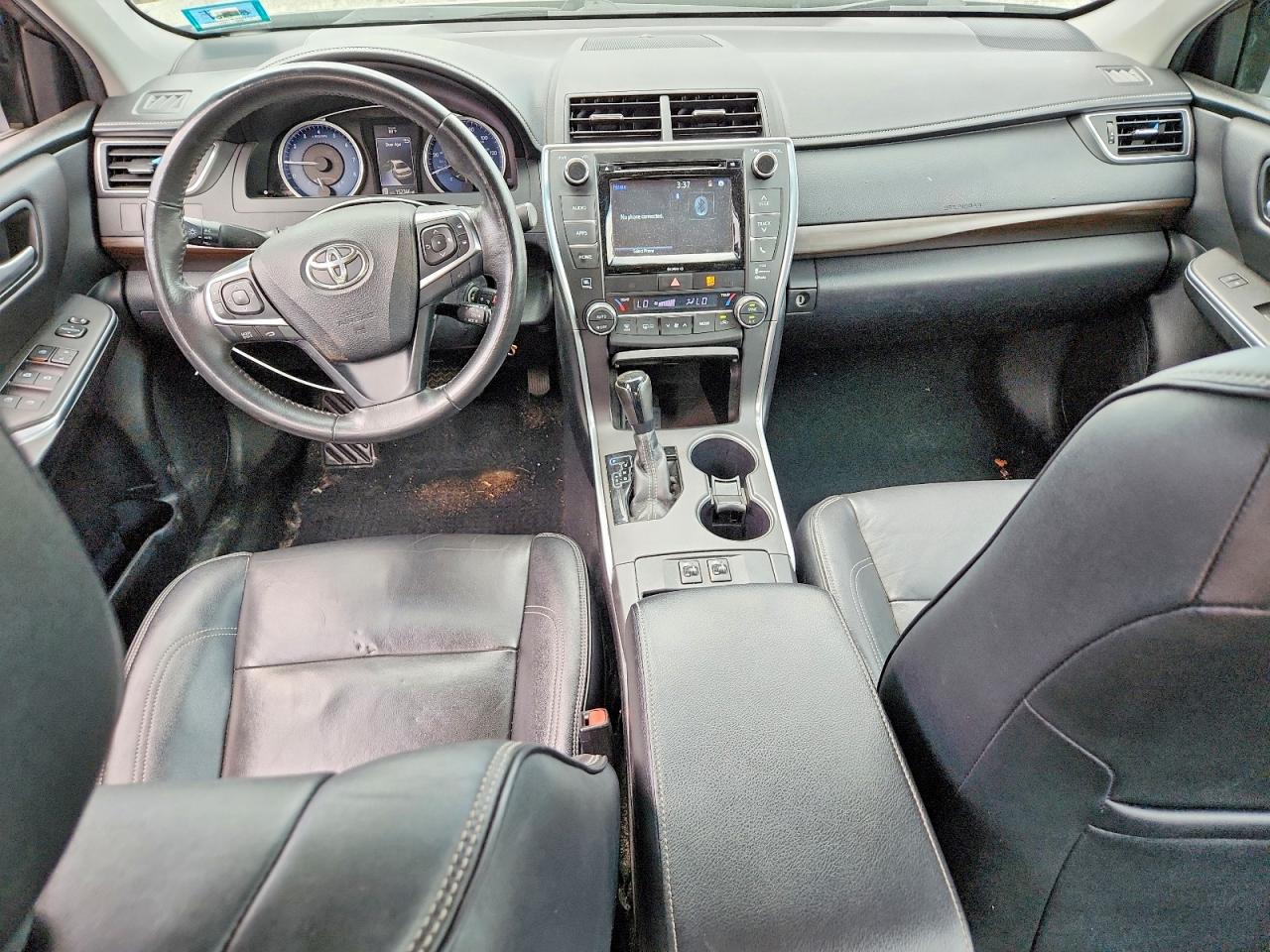 2017 TOYOTA CAMRY