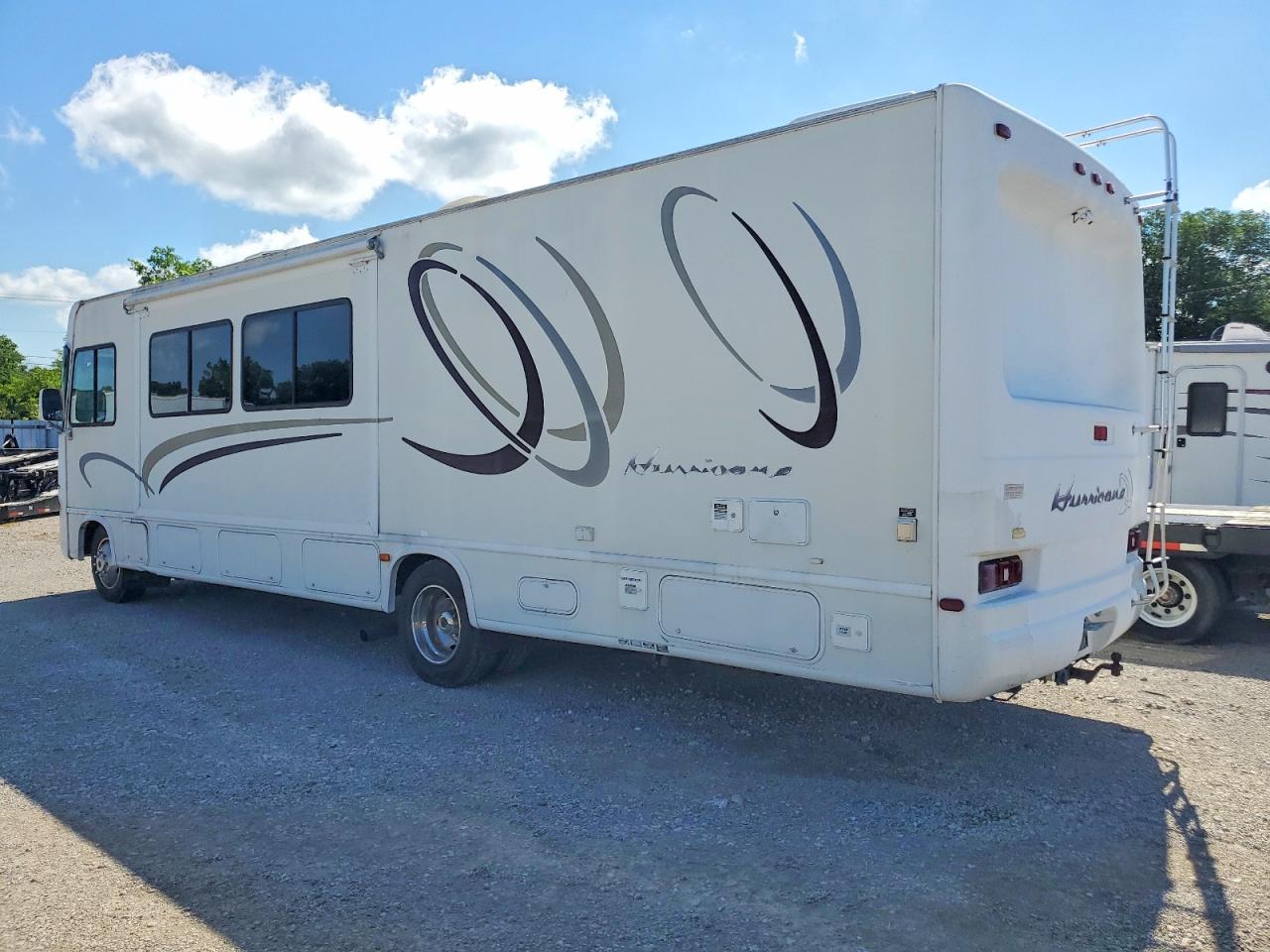 2003 FOUR WINDS F550
