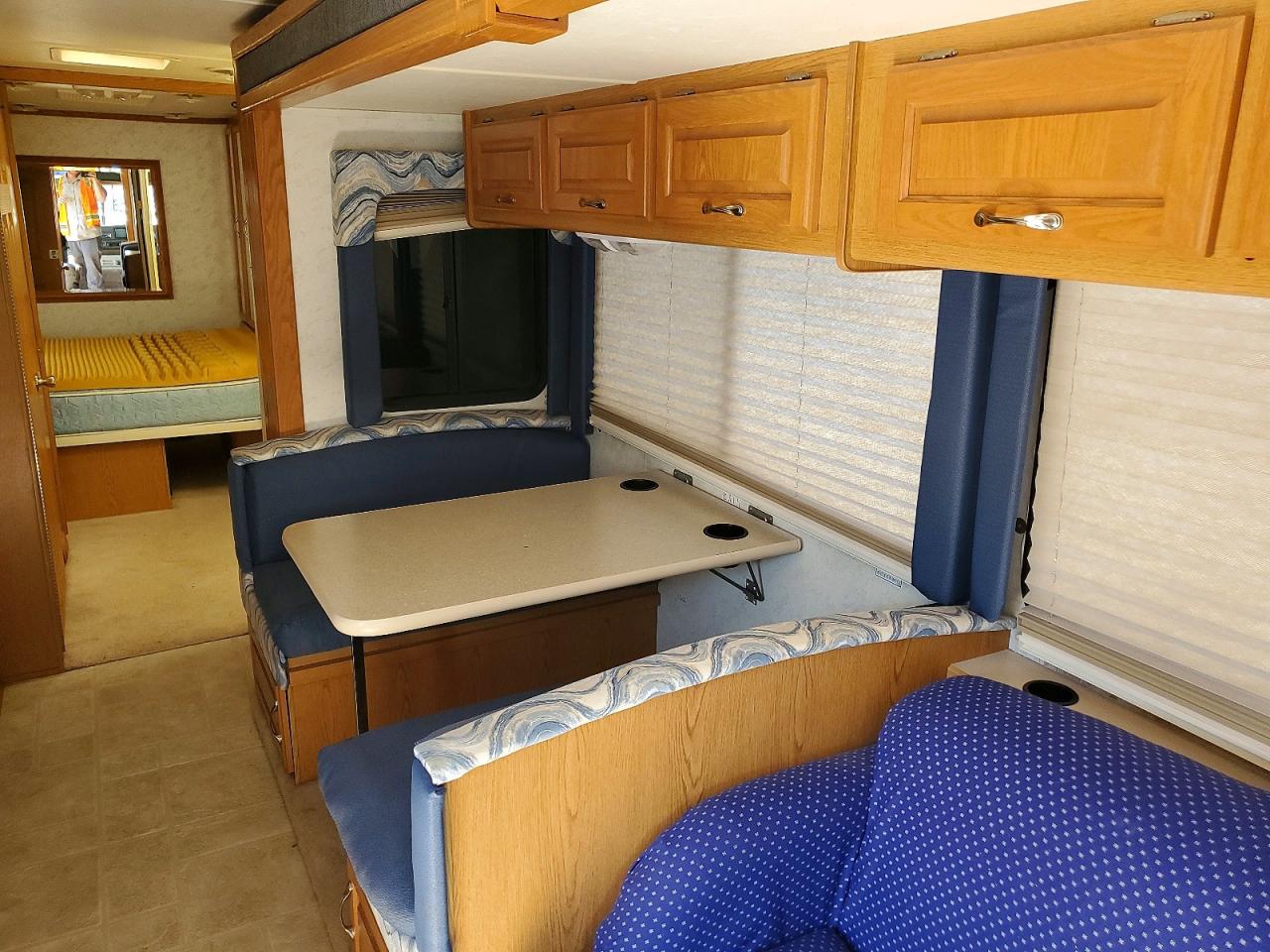 2003 FOUR WINDS F550