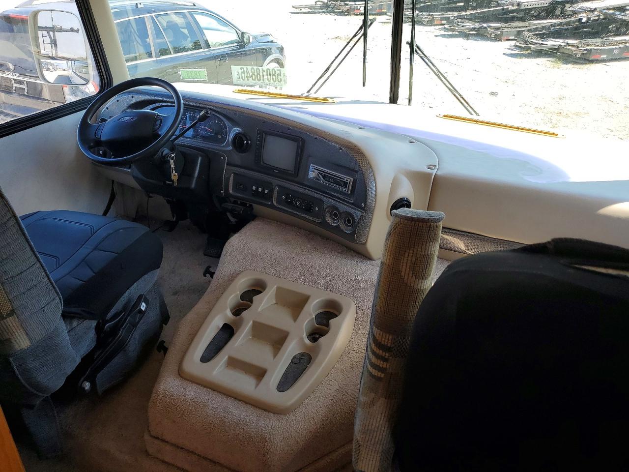 2003 FOUR WINDS F550