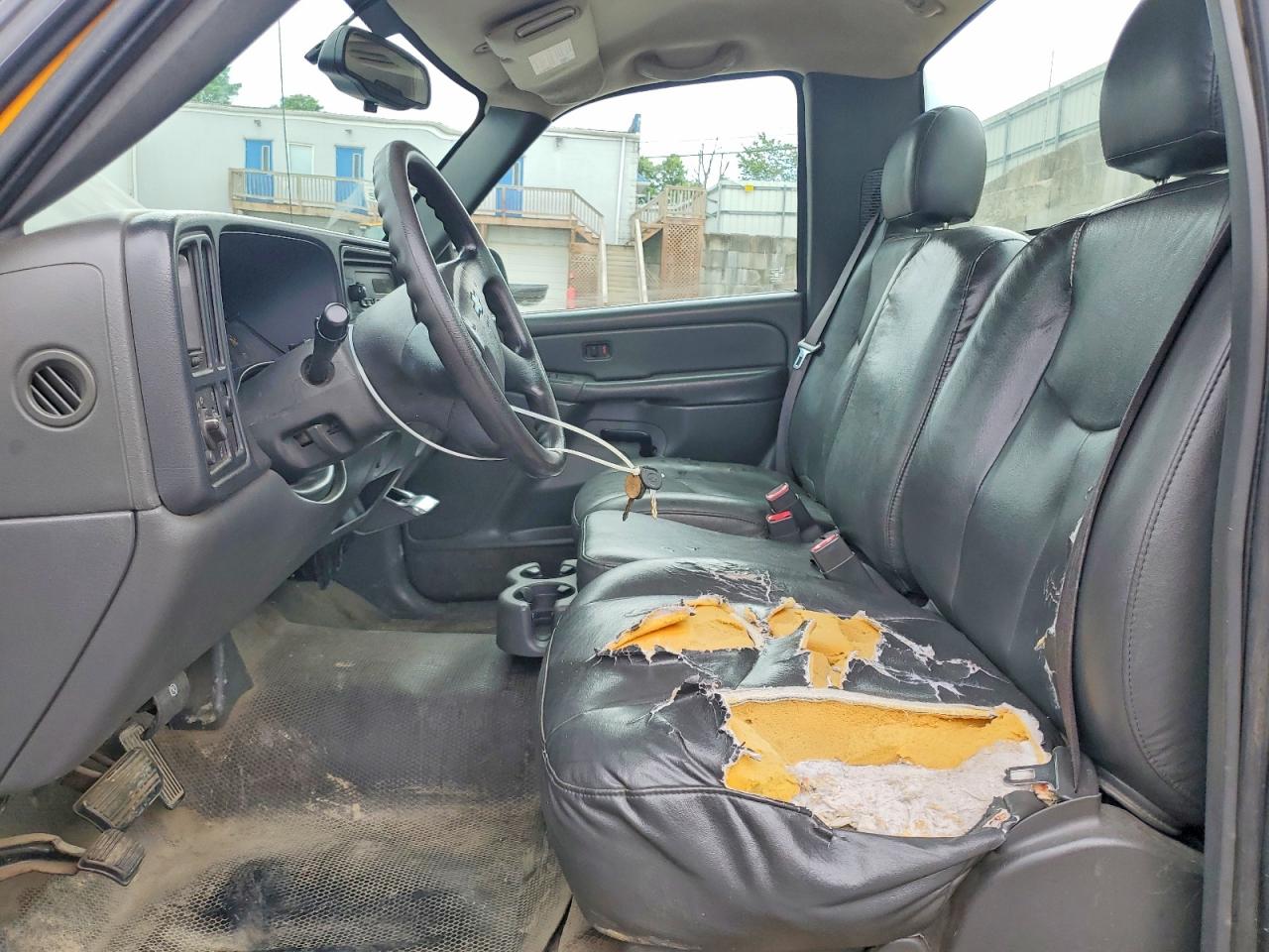2004 CHEVROLET SILVERADO