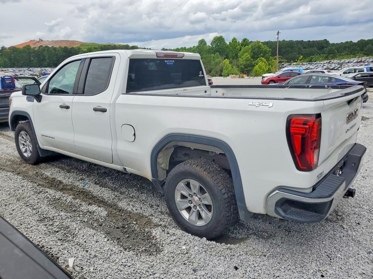 2022 GMC SIERRA