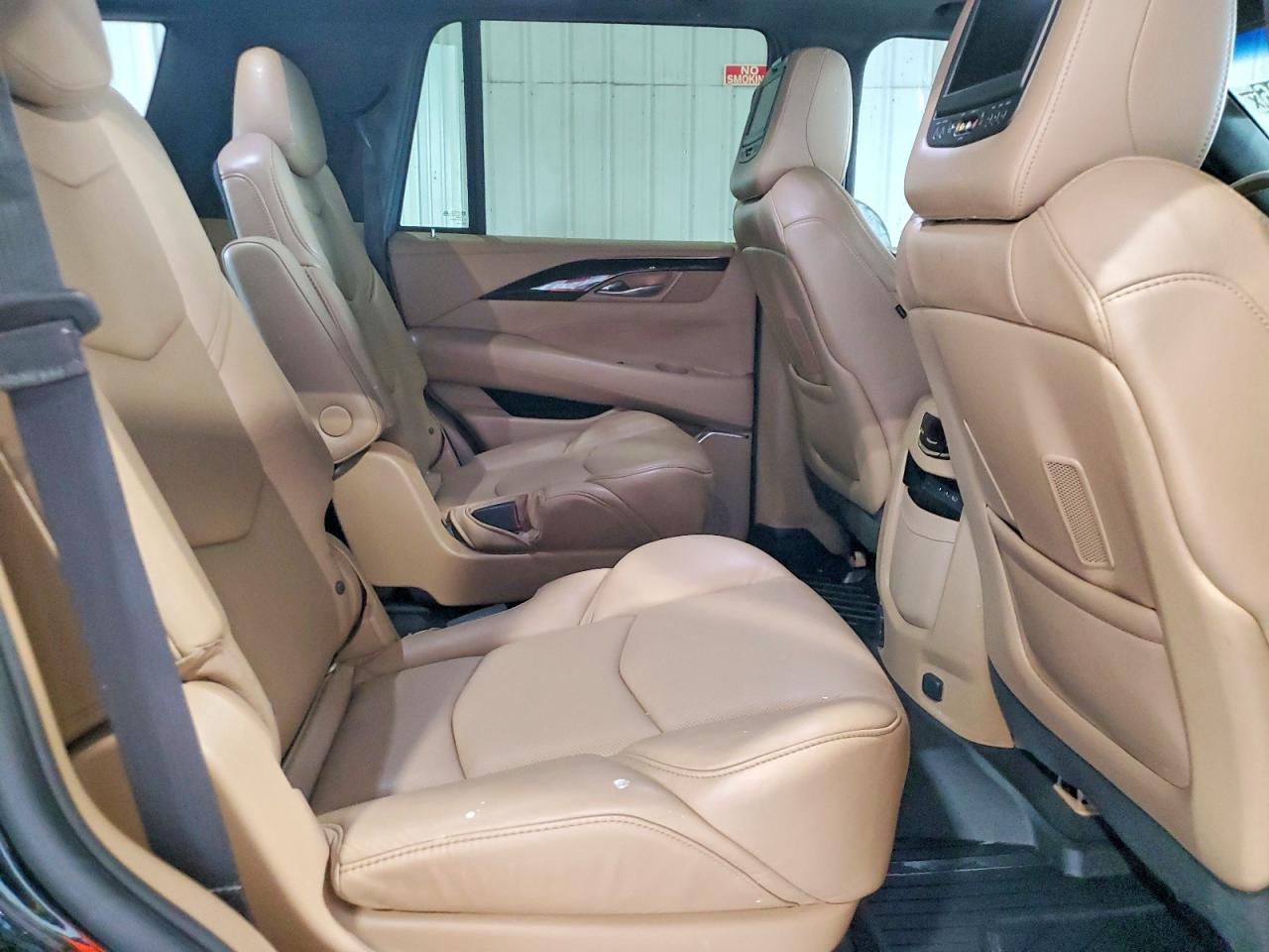 2018 CADILLAC ESCALADE
