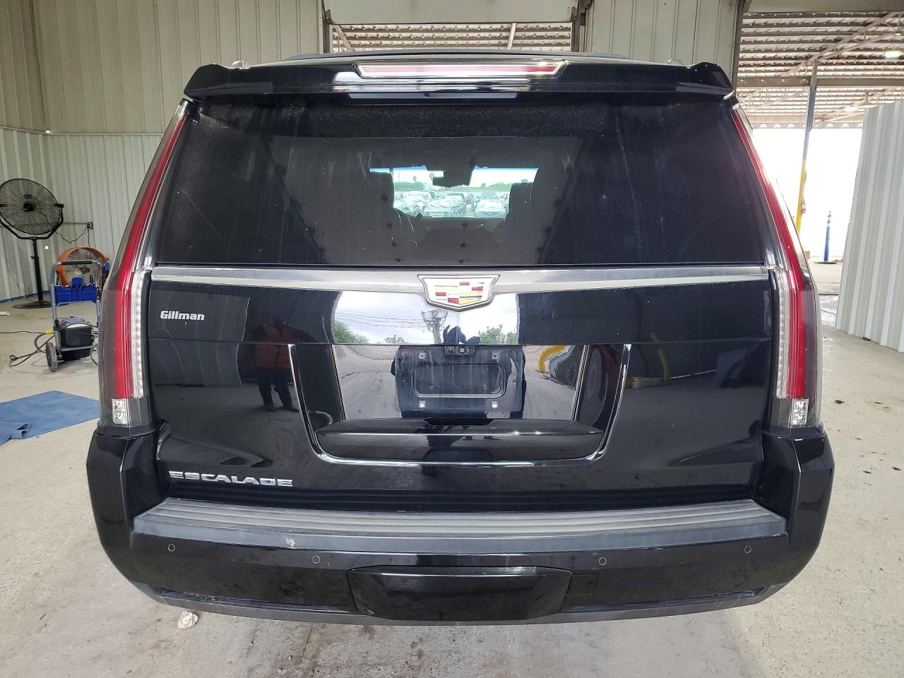 2018 CADILLAC ESCALADE