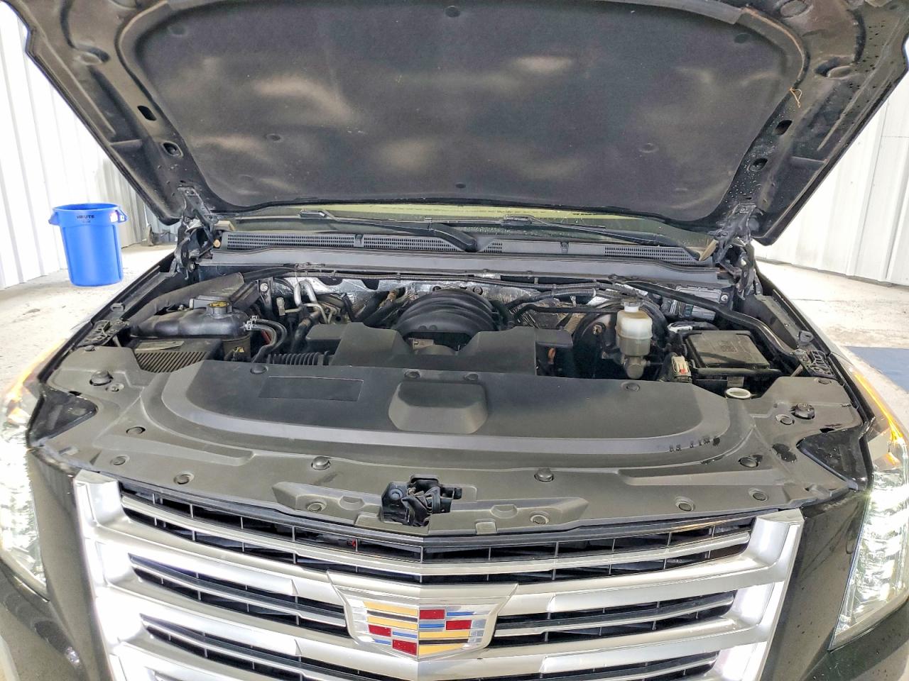 2018 CADILLAC ESCALADE