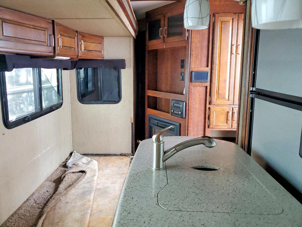 2016 KEYSTONE RV OUTBACK SE