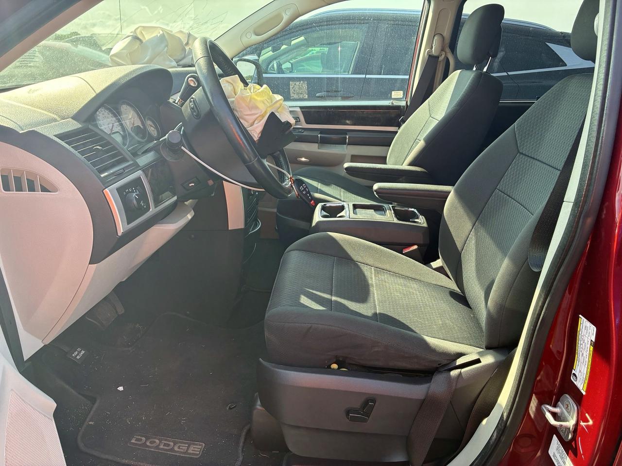 2010 DODGE CARAVAN